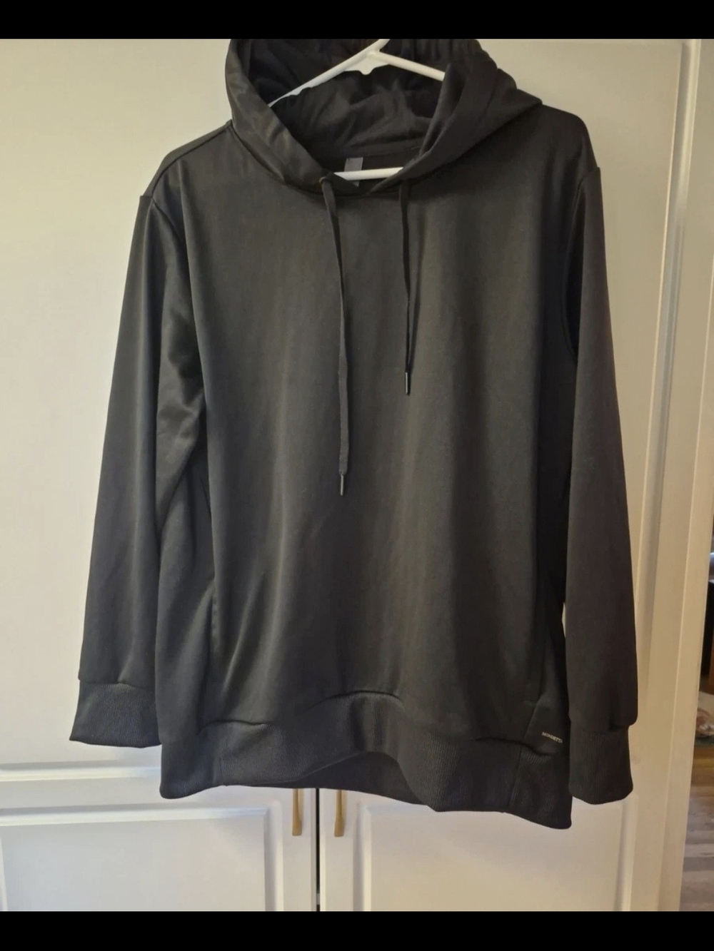 Mondetta Men's Charcoal Crewneck Hoodie